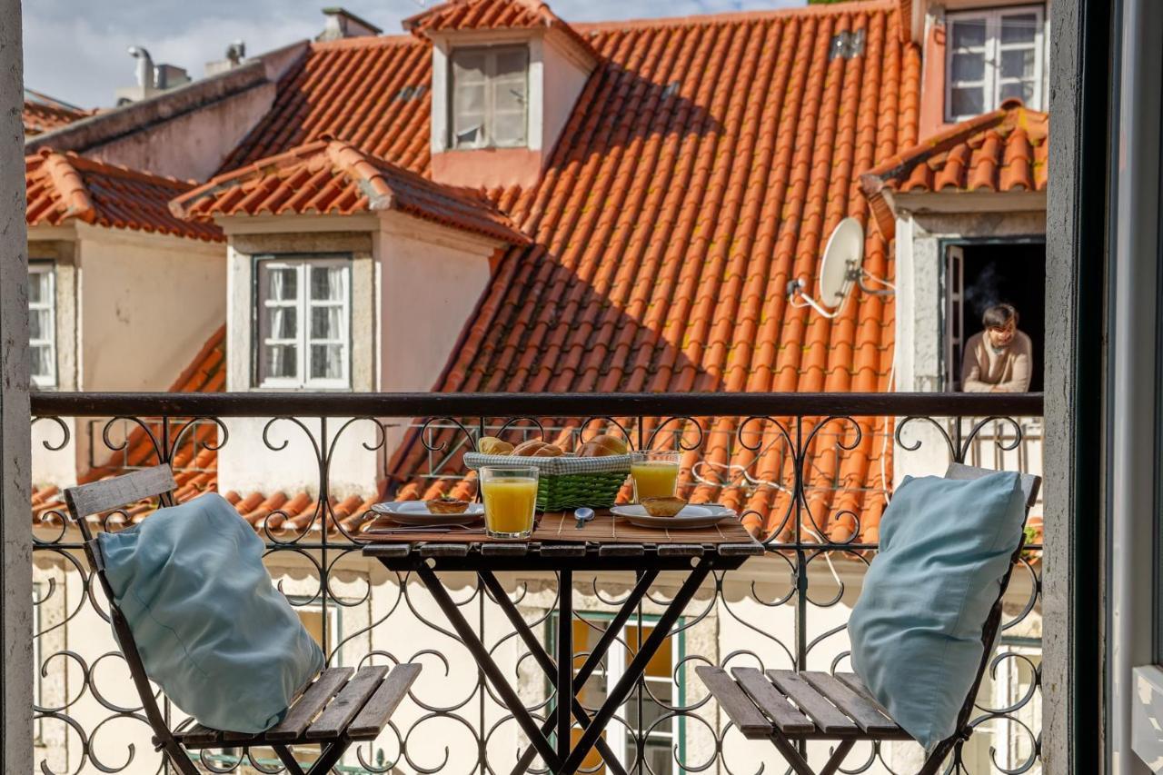 Castelo Apartment - Beautiful Balcony View Lisbona Esterno foto